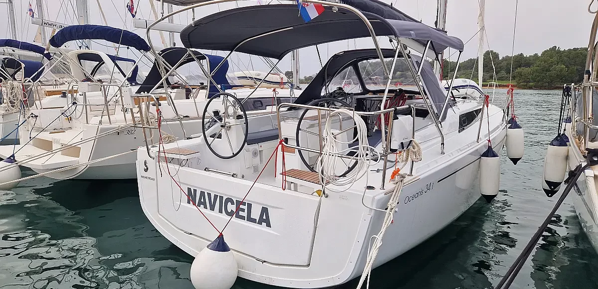 Oceanis 34 1 Navicela